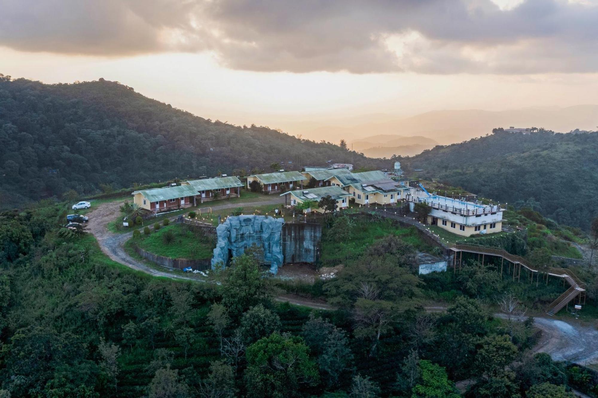 Pagoda Plantation Resort Pīrmed エクステリア 写真